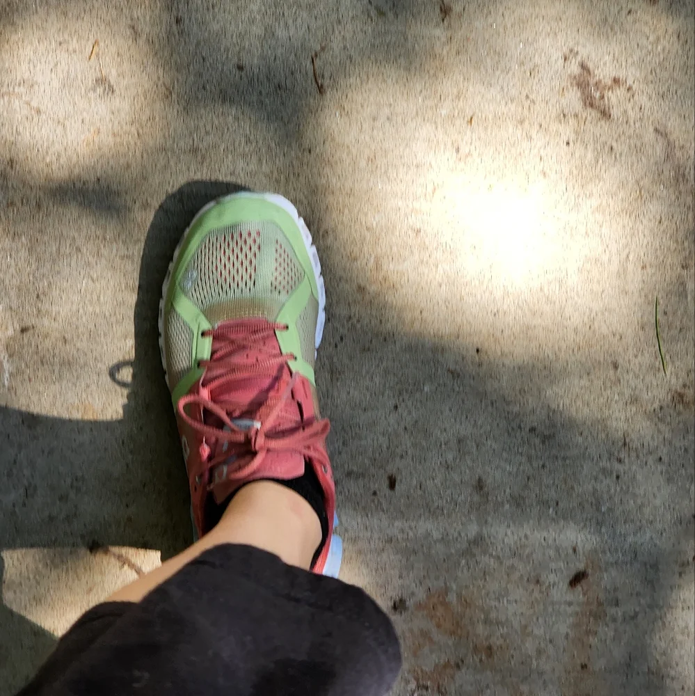 ON Running sneakers cloudflow V2 - Picture 2 of 8